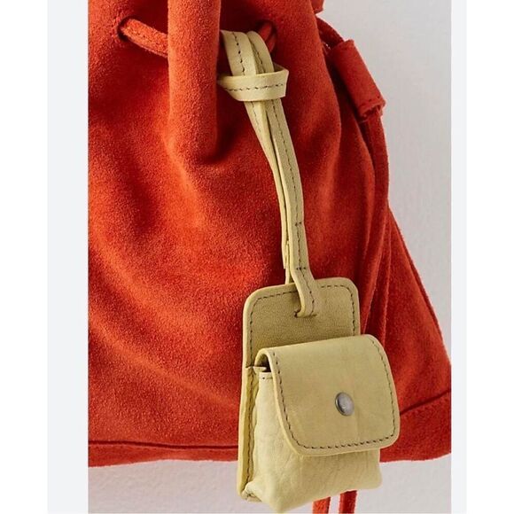 New Free People Street Sounds Pod Clip  leather - Picture 7 of 11